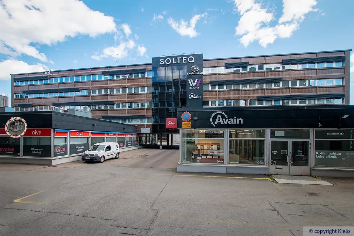 Jyväskylän Vapaudenkatu 48-50, kiinteistön ulkokuva.