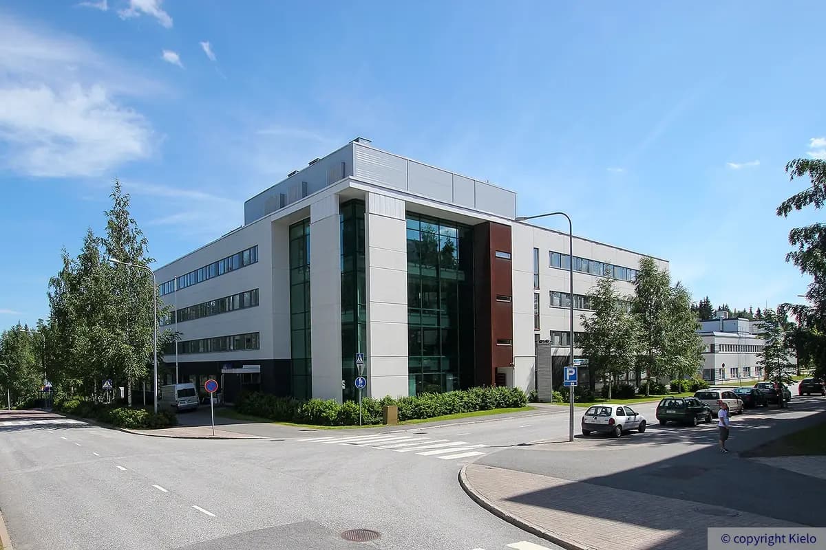 Jyväskylän Ylistönmäentie 26, kiinteistön ulkokuva.