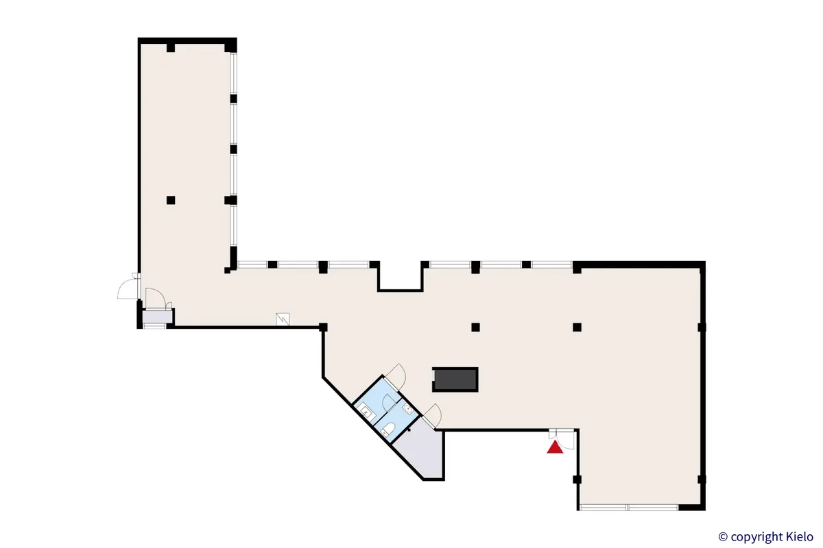 Kauppakaari ensimmäisen kerroksen 219,5 m2 toimitilan pohjakuva