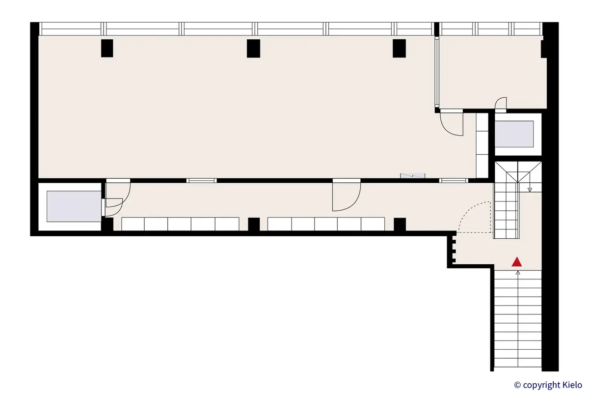 Valtakatu 12, Pori, katutason liiketilan 114 m2 parven pohjakuva.