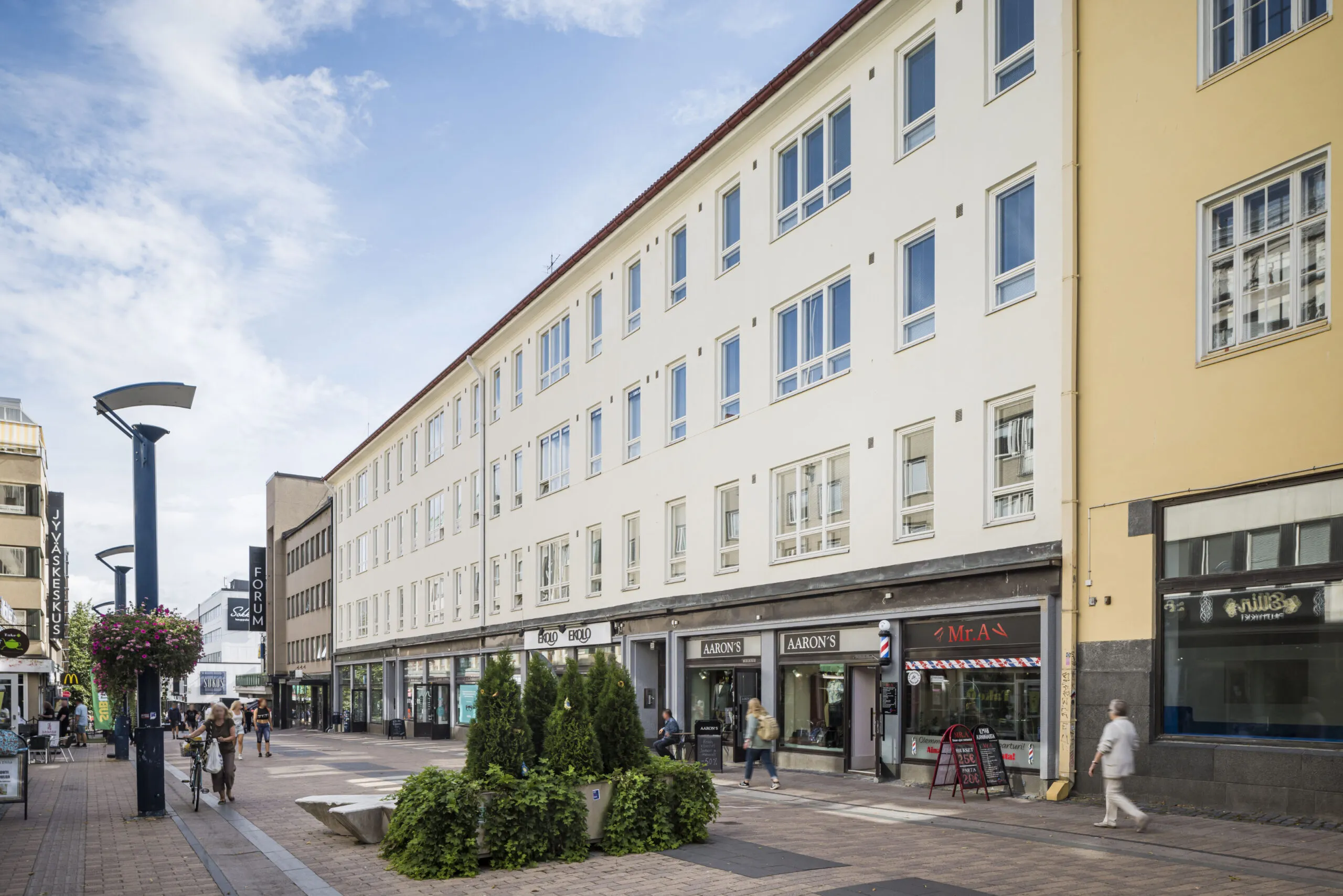 Kävelykatu 18