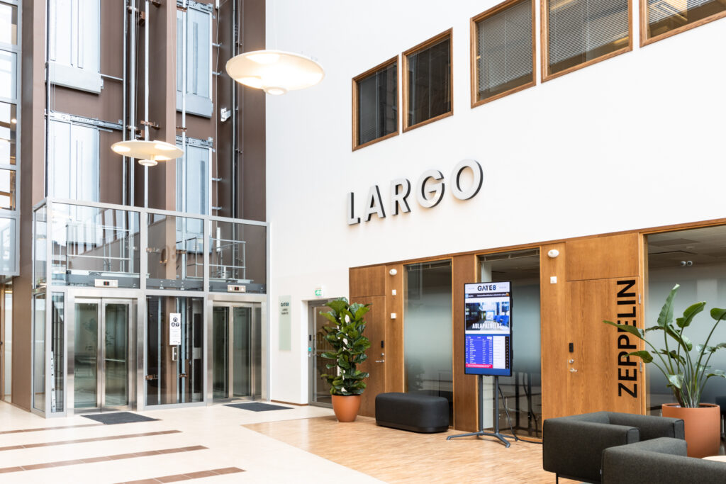 äyritie 8 business park toimitilan aula