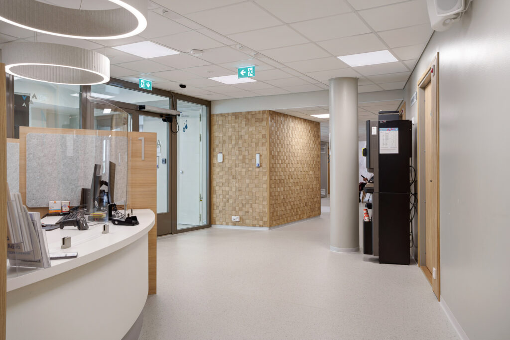 kauppakaari toimitilan toimiston sisätila